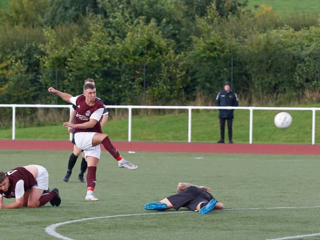 Marc Smith scores Carluke's fourth goal in the win over Glasgow United (Pic by Kevin Ramage)