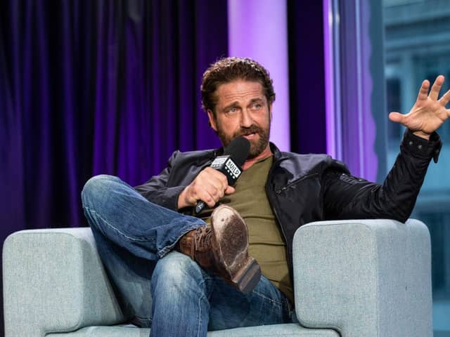 Gerard Butler graduated from the University of Glasgow in 1992. 