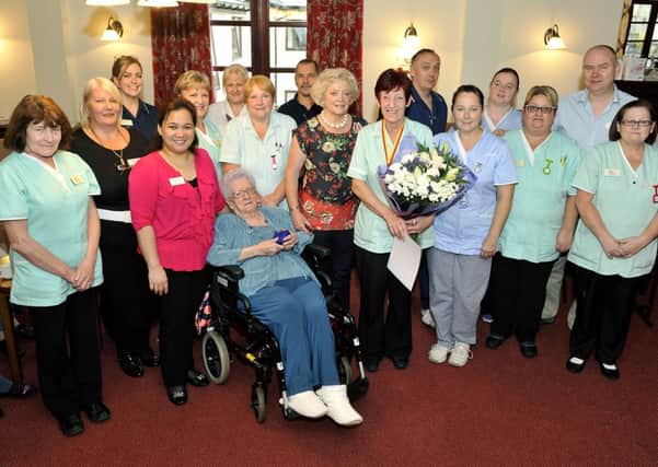 Margaret Weir - Happy Hero Award
Bankhouse Nursing Home
Lesmahagow
21/10/13
