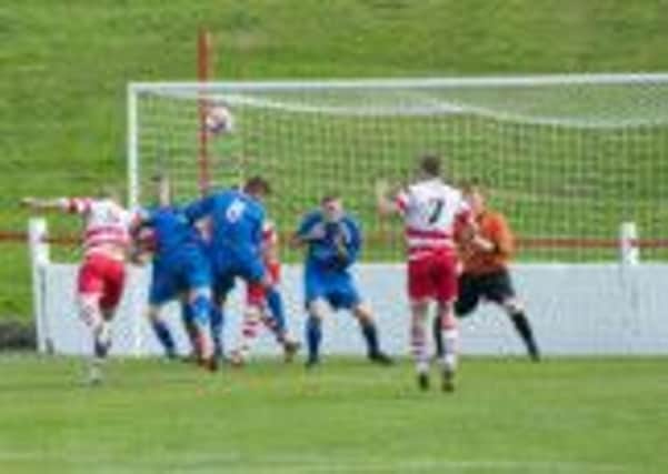 Scramble...at last weekend's Lesmahagow v Lanark match