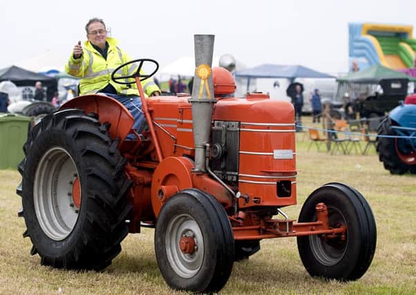 Campsie Show and Torrance Gala Day, Ian Russel in his 1947 Field Marshall tractor
7th June 2014
Pic: Roberto Cavieres