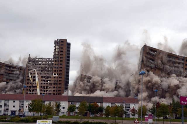 Video: Tower blocks demolished in Glasgow