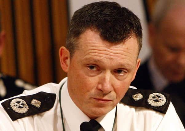 Deputy Chief Constable Neil Richardson will leave Police Scotland when his contract expires.