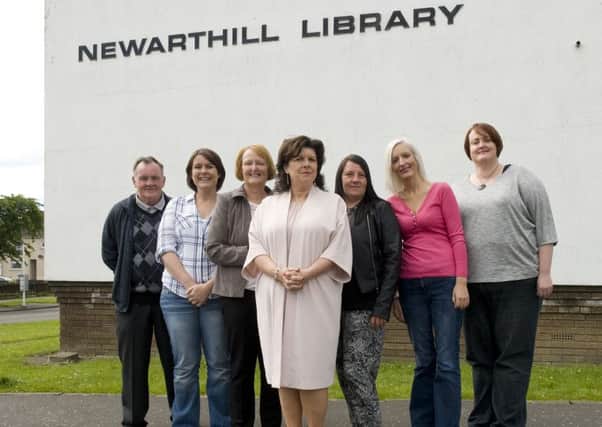 Elaine C Smith returns home to help local campaigners in their fight to save Newarthill Library from being closed next month.