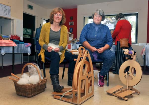 People enjoyed a taster session with members of the Guild of Weavers, Spinners and Dyers at the Fraser Centre as part of the recent Milngavie Week.
