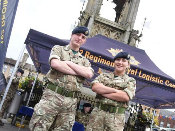 Servicemen and women will be on hand to offer advice and help people apply for a range of reserve jobs in the British Army.