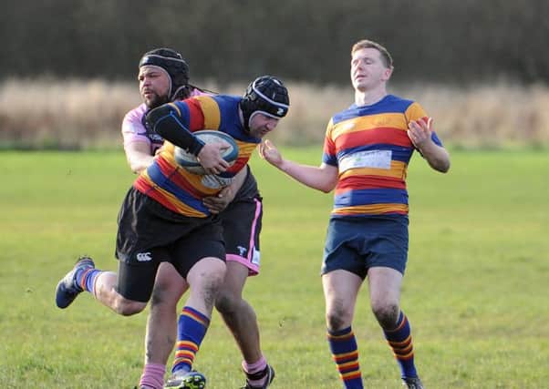 Lenzie try to find a way through during their thriller with Millbrae