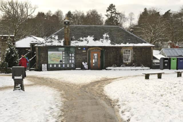 A snowy Mugdock visitor centre