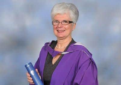 Dr Lilian Lawson