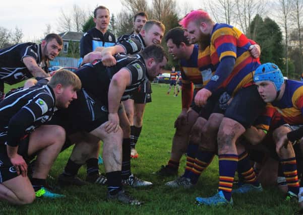 The Cumbernauld and Lenzie scrums prepare to go head to head (pic by Charlie Kearton)