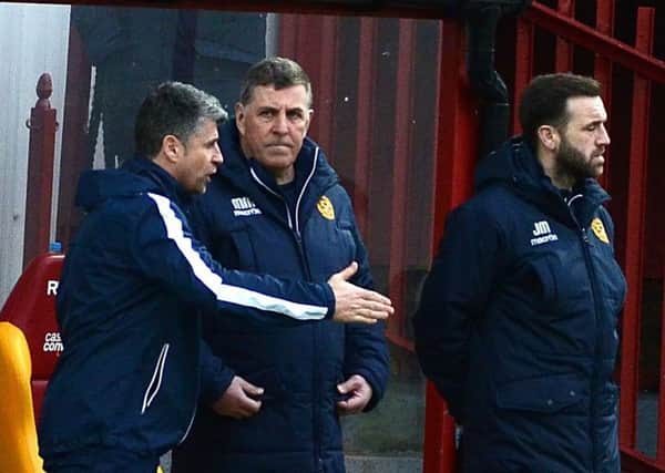 Mark McGhee pictured with Stephen Robinson and James McFadden during the Dundee disaster on Saturday (Pic by Alan Watson)