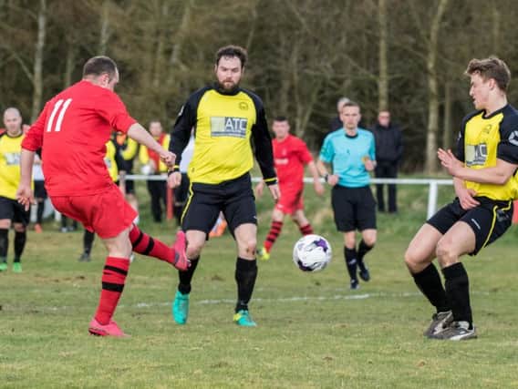 Willie McLaren puts Forth Wanderers 2-1 up against Bellshill Athletic (Pic by Paul Cram)