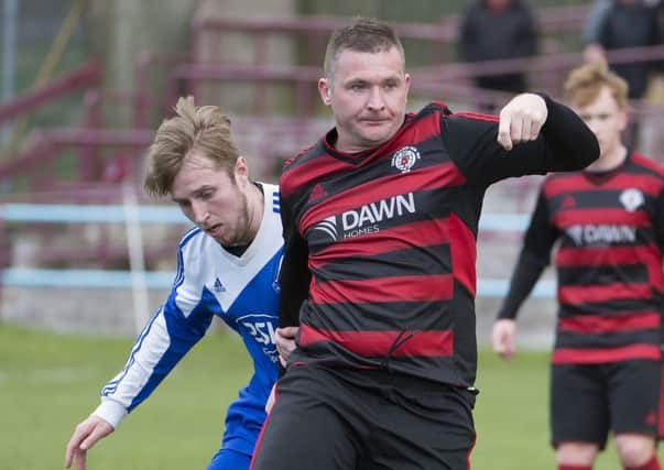 Willie Sawyers was on target as Rob Roy disposed of Arthurlie on Saturday.