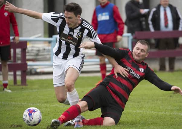 Half-time substitute Willie Sawyers helped Rob Roy back into the match