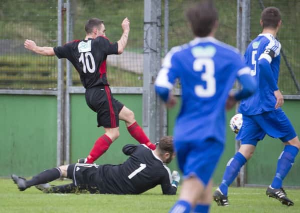 Shaun Fraser opens the floodgates with Rob Roy's first against Glenrothes (pic by Craig Halkett)
