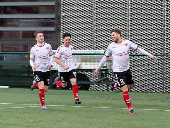 David Goodwillie celebrates his opening goal for Clyde against Cowdenbeath (pic by Craig Black Photography)