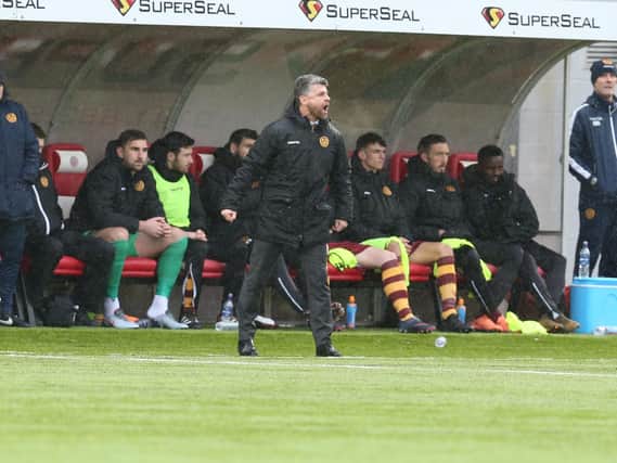 Stephen Robinson barks orders at his players during the 2-0 defeat at Hamilton Accies (Pic by Ian McFadyen)