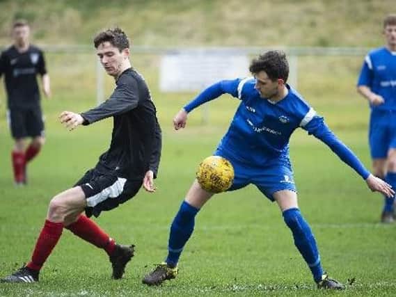 Action from Saturday's Dunipace v Lanark United match (Pic by Craig Halkett)