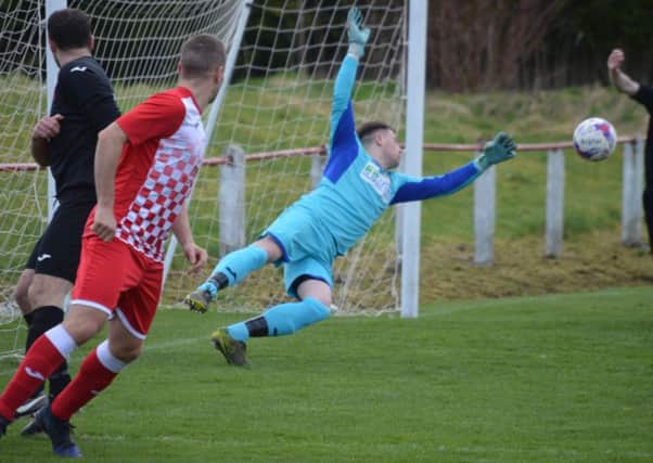Keeper Jamie Donnelly's heroics helped Rossvale earn a draw at Neilston (pic by Helen Templeton/@dibsy_)