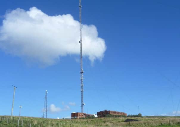 The Black Hill transmitter

By Kim Traynor - Own work, CC BY-SA 3.0, https://commons.wikimedia.org/w/index.php?curid=16540384