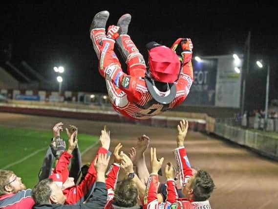Glasgow Tigers celebrate Craig Cook's maximum (pic by Taylor Lanning)