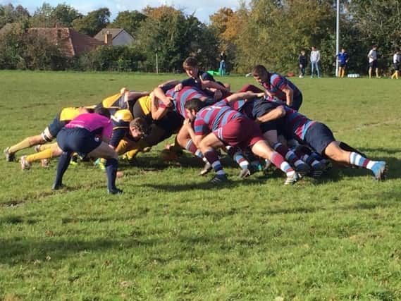 Uddingston and Strathaven battle it out in the scrum