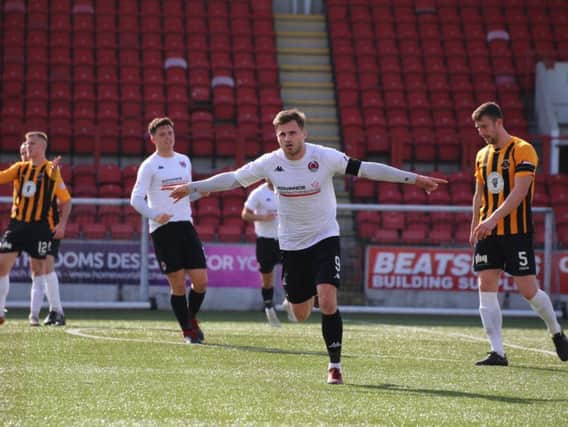 David Goodwillie celebrates after scoring Clyde's fourth (pic by Craig Black Photography)