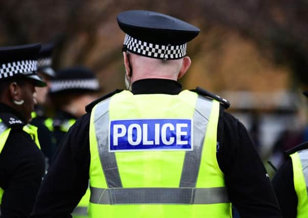 Police seekyour assistance on Motherwell cases