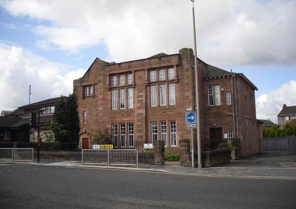 Bellshill Registration Office
© Copyright Stevie Spiers and licensed for reuse under Creative Commons Licence