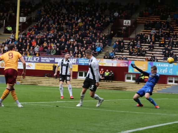 Chris Long rifles in his third Motherwell goal in Saturdays 2-0 success over St Mirren (Pic by Ian McFadyen)